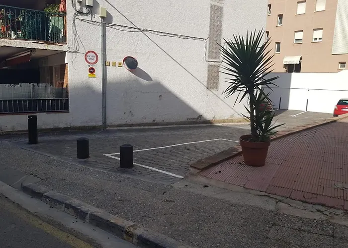 Appartement Lets Holidays With Big Terrace In Tossa *